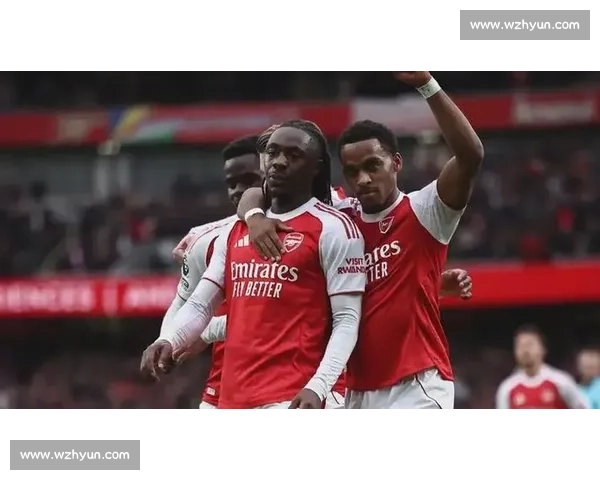 阿森纳 vs 水晶宫首发揭晓：拉亚亨德森领衔，埃泽战旧主